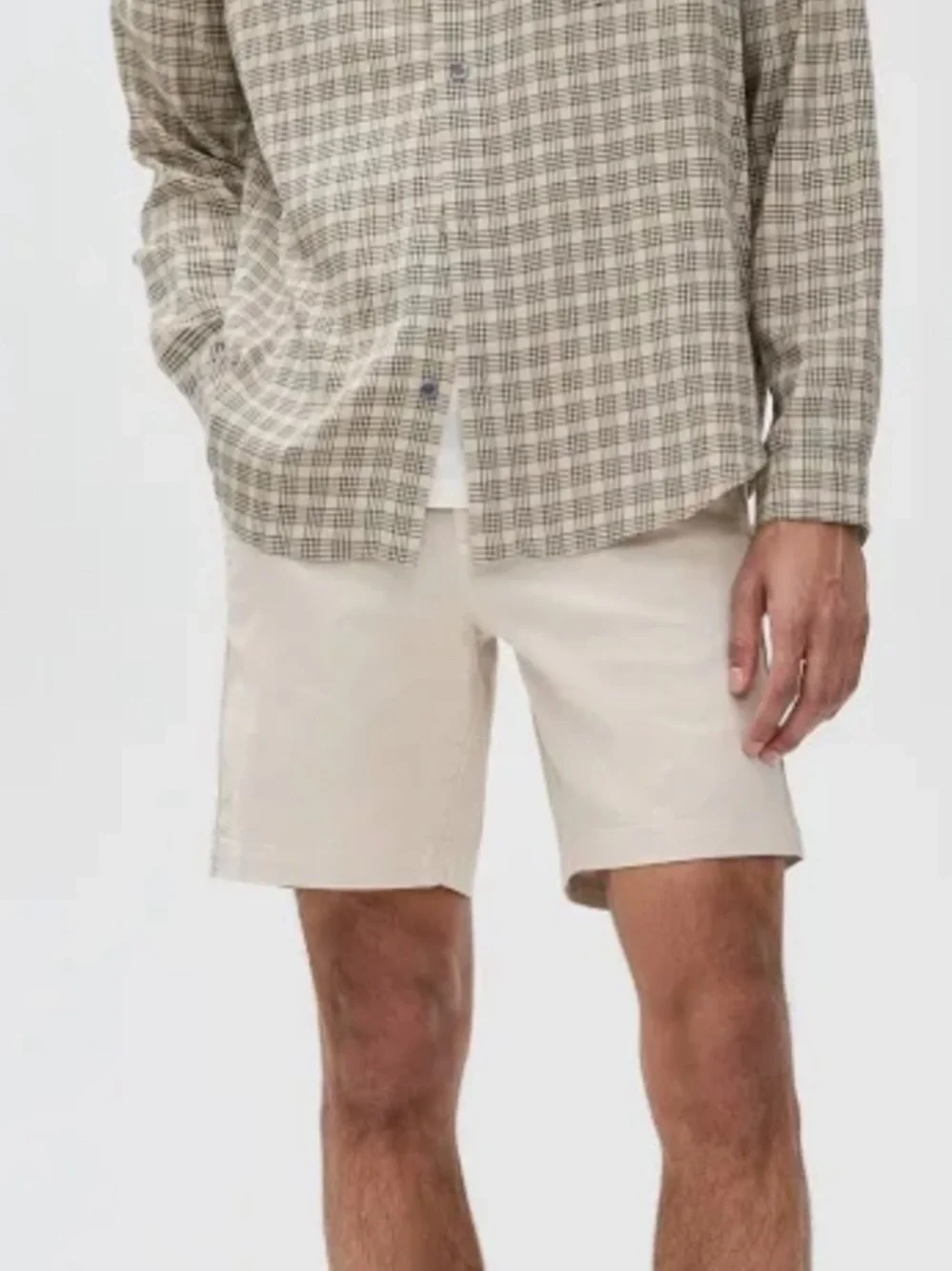 Faherty - Men's Essential Chino Short. Size 38. Khaki, Stone.